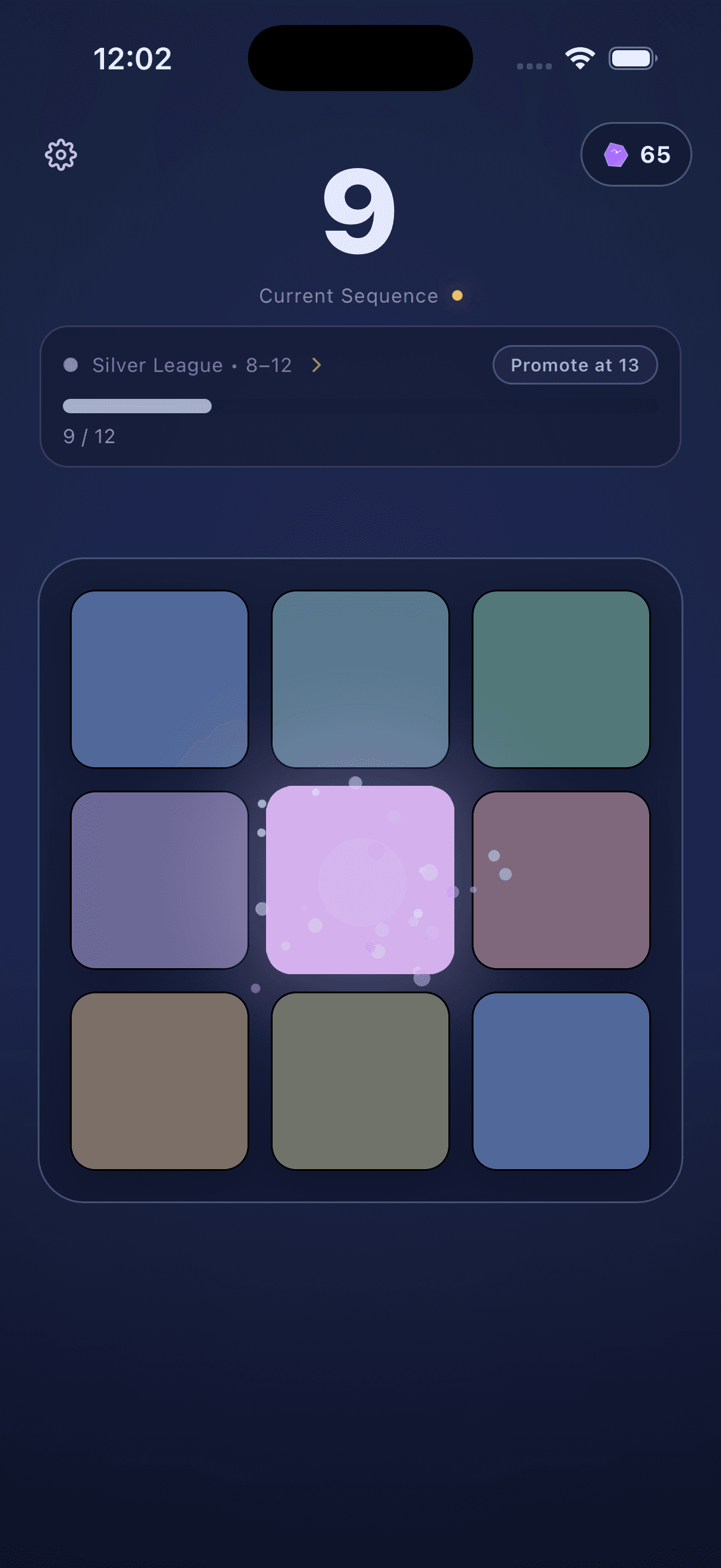 Silver league gameplay with longer sequence and active highlight